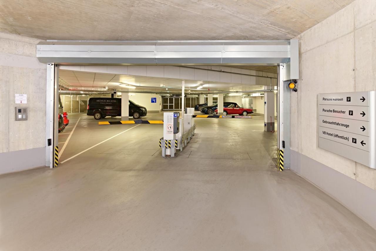 V8 Hotel Motorworld Region Stuttgart Böblingen Exterior foto